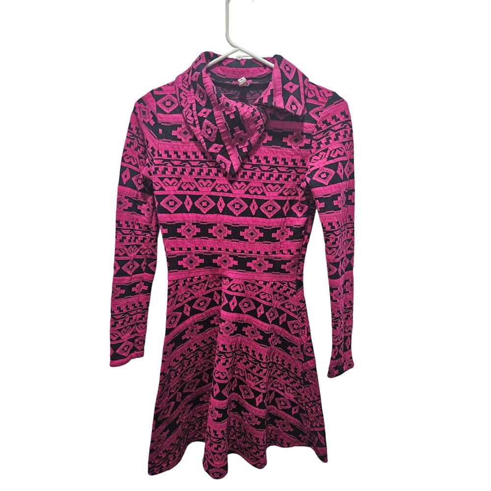 Tyche Aztec Southwestern Heavy Knit Fit Flare Dress Pink Black USA XS S 0-2